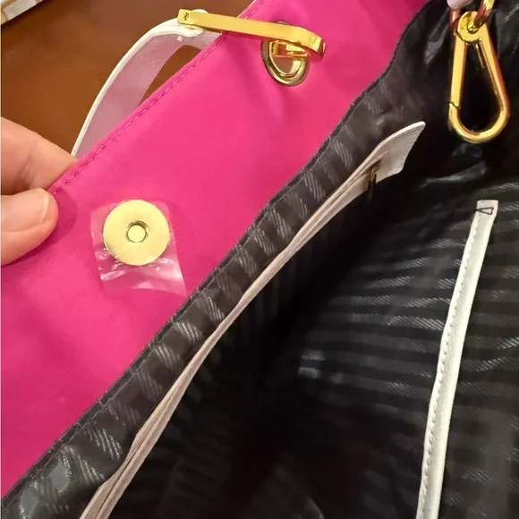 New St.John large nylon Tote/Purse hot pink - Picture 11 of 12